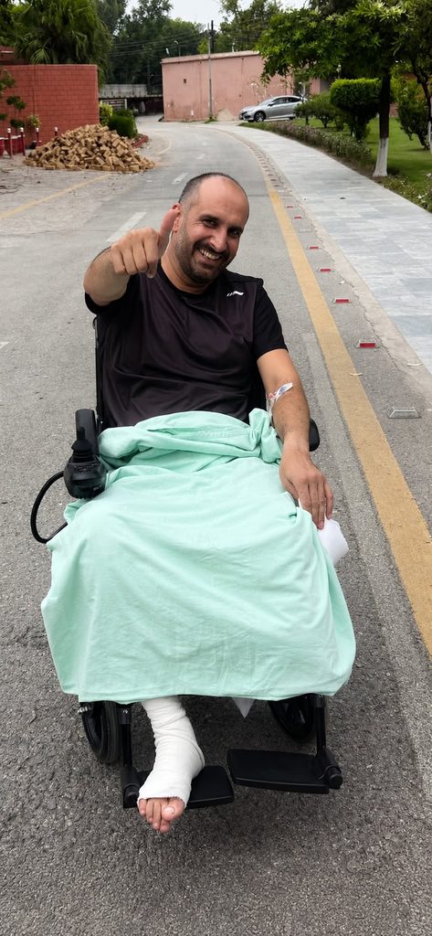 Lt Col Shahid Ali Khan lost one of his legs in an IED blast during an operation against the TTP 1