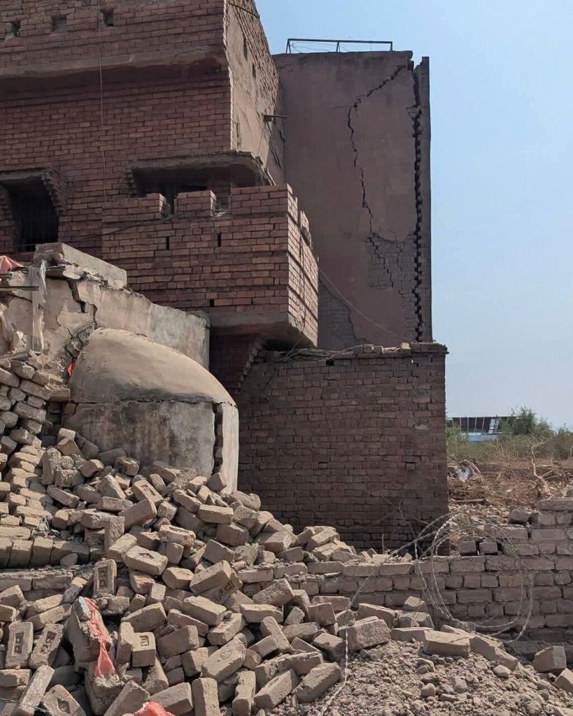 TTP bomb blast outside Sarai Khora Police Post on Kohat Road in Peshawar in 2026 3